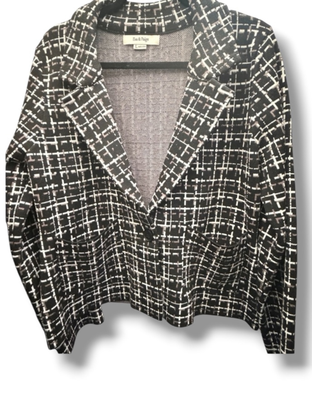Eva & Paige Women’s Cachet Black & White Patterned Fashion Blazer Sweater